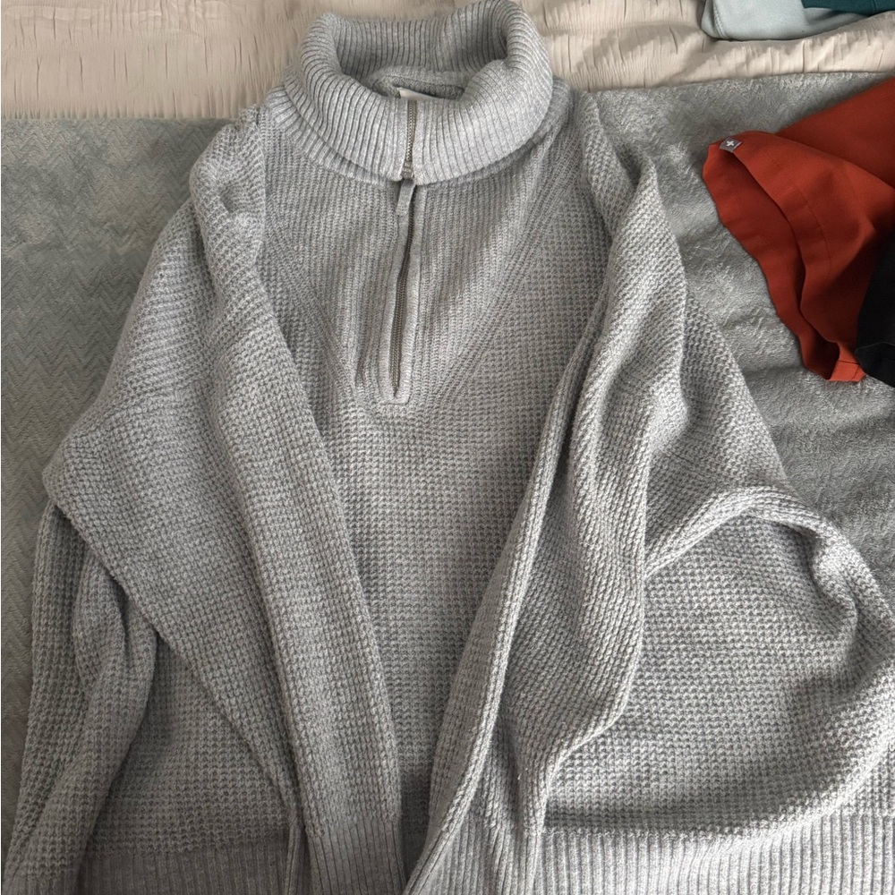 Aerie Women's Gray Turtleneck Sweater